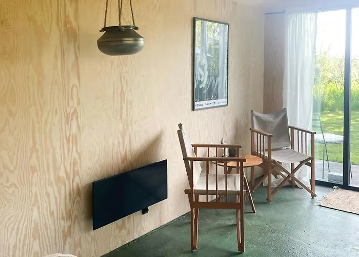 Simplicity In Retro On Samso Ferienhaus Sælvig